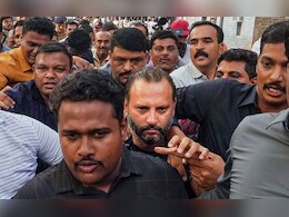 Pune Porshe Accident Live :  पुणे हिट एंड रन केस के आरोपी के पिता को 24 मई तक पुलिस हिरासत में भेजा गया Pune Porshe Accident Live :  पुणे हिट एंड रन केस के आरोपी के पिता को 24 मई तक पुलिस हिरासत में भेजा गया
