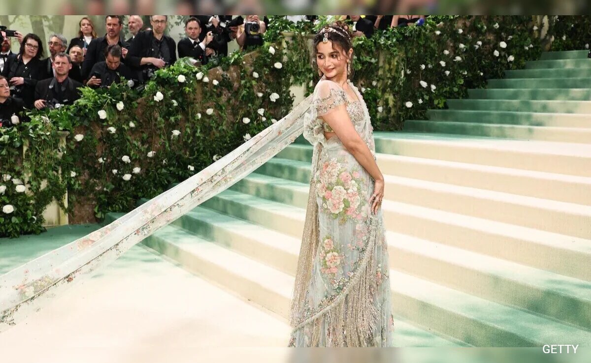 Met Gala 2024: The Internet Smitten By Alia Bhatt's <i>Saree</i> - "Eat Up <i>Goras</i> At Their Event"