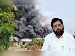 डोंबिवली स्फोटावर मुख्यमंत्र्यांची प्रतिक्रिया, केमिकल कंपन्याबाबत केली मोठी घोषणा डोंबिवली स्फोटावर मुख्यमंत्र्यांची प्रतिक्रिया, केमिकल कंपन्याबाबत केली मोठी घोषणा