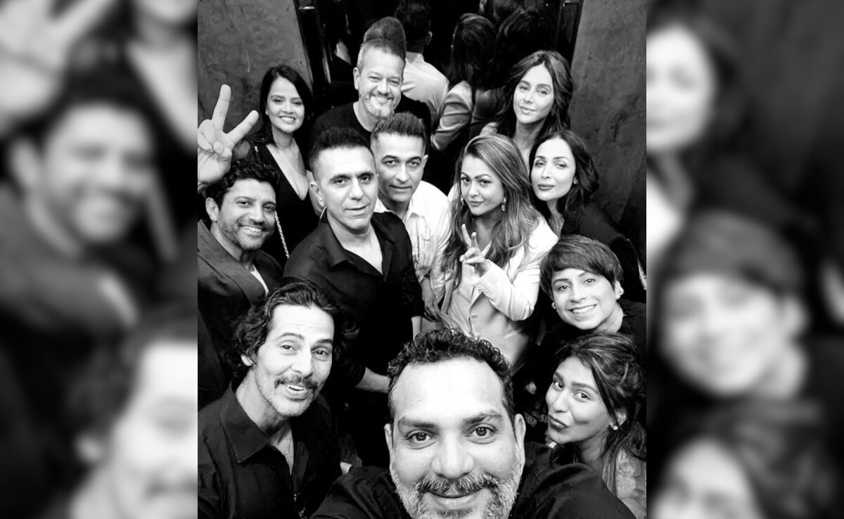 Malaika Arora To Dino Morea: Count The Stars In Farhan Akhtar's "Group Activity" Pic