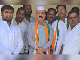 अमेठी में दलित परिवार की हत्या से हड़कंप, सांसद किशोरी लाल शर्मा ने उठाए गंभीर सवाल अमेठी में दलित परिवार की हत्या से हड़कंप, सांसद किशोरी लाल शर्मा ने उठाए गंभीर सवाल