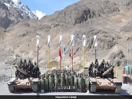 Army Sets Up 2 Of World's Highest Tank Repair Facilities Near China Border: Report Army Sets Up 2 Of World's Highest Tank Repair Facilities Near China Border: Report