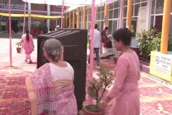 Pink Booths In Indore: Pretty Tents, Coolers For Voting On One Candidate Pink Booths In Indore: Pretty Tents, Coolers For Voting On One Candidate