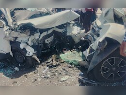 आमदार किरण सरनाईक कुटुंबीयांच्या कारला अपघात 6 जणांचा मृत्यू आमदार किरण सरनाईक कुटुंबीयांच्या कारला अपघात 6 जणांचा मृत्यू