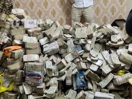 Rs 1,100 Crore Cash, Gold Seized During Elections, 3 Times More Than 2019 Rs 1,100 Crore Cash, Gold Seized During Elections, 3 Times More Than 2019