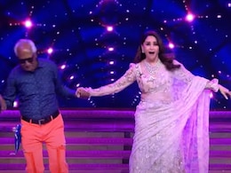 माधुरी दीक्षित ने घाघरा गाने पर दादाजी के साथ किया ऐसा डांस कि स्टेज पर आ गईं दादी, फिर जो हुआ...वीडियो आया सामने माधुरी दीक्षित ने घाघरा गाने पर दादाजी के साथ किया ऐसा डांस कि स्टेज पर आ गईं दादी, फिर जो हुआ...वीडियो आया सामने