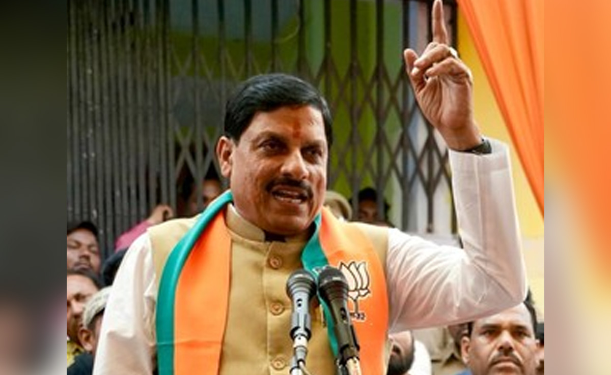 "देश गरीबी में था और नेहरू के कपड़े धोने के लिए बाहर से आता था पानी", CM मोहन यादव ने कांग्रेस पर बोला हमला
