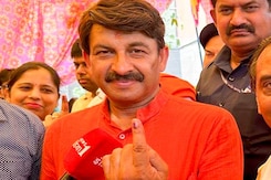BJP Candidate Manoj Tiwari Casts Vote BJP Candidate Manoj Tiwari Casts Vote