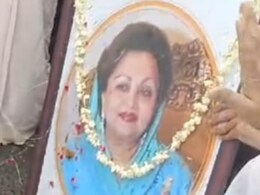 शिप्रा में विसर्जित हुई राजमाता की अस्थियां, देखिए कलश यात्रा की तस्वीरें