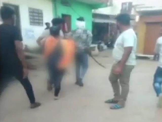 MP: अशोकनगर में शर्मनाक हादसा, रेप के आरोपी ने पीड़िता के घर जाकर किया हंगामा