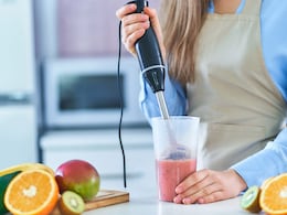 "Bad" Cholesterol? This Breakfast Smoothie May Make Your Heart (And Taste Buds) Happy