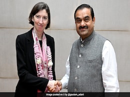 गौतम अदाणी ने ब्रिटिश उच्चायुक्त से की मुलाकात, भारत-ब्रिटेन रिश्ते और साइबर सिक्योरिटी पर हुई चर्चा गौतम अदाणी ने ब्रिटिश उच्चायुक्त से की मुलाकात, भारत-ब्रिटेन रिश्ते और साइबर सिक्योरिटी पर हुई चर्चा