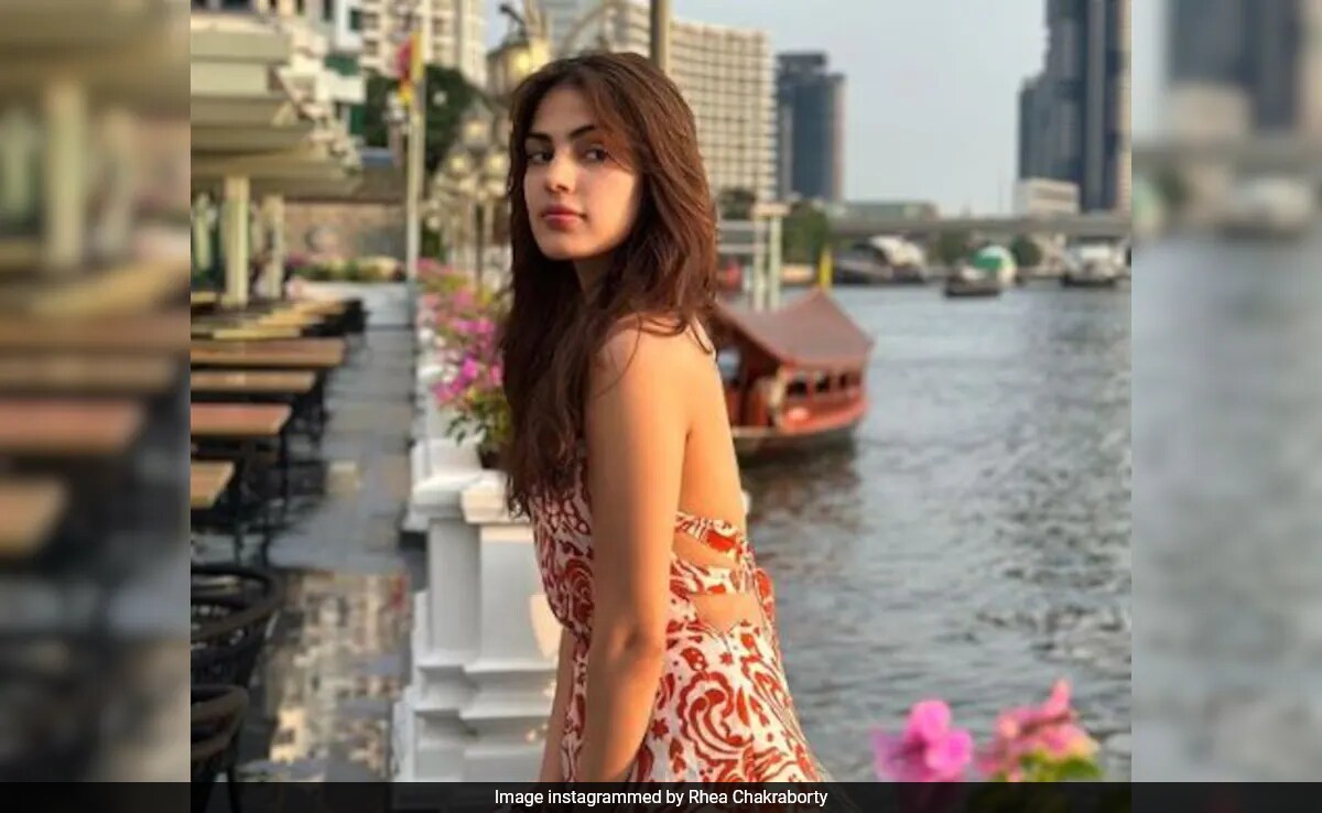 Rhea Chakraborty Shares A Cryptic Post: "Chapter 2"