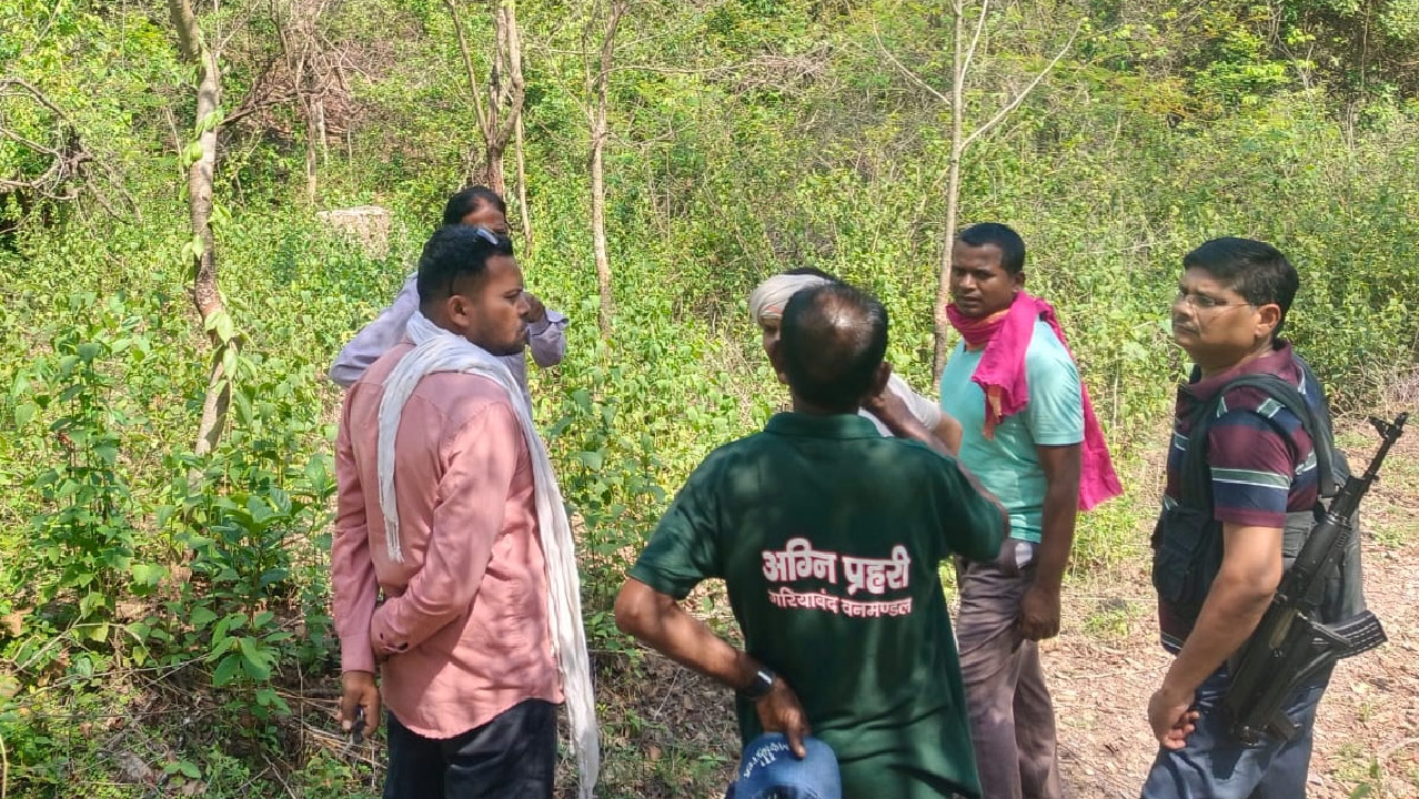 छत्तीसगढ़ के गरियाबंद में सीमा विवाद को लेकर पुलिस ने किया दो शवों का अपमान!