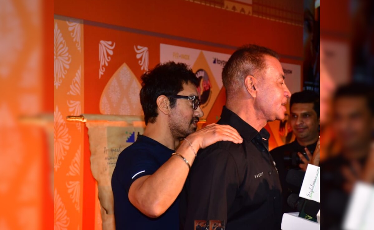 A <i>Ghajini</i> Reunion For Aamir Khan And Pradeep Rawat At Last Night's <i>Sarfarosh</i> Screening