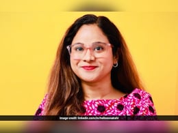 "Non-Negotiable": Woman Got Offers From Google, Microsoft With These 2 Resume Hacks "Non-Negotiable": Woman Got Offers From Google, Microsoft With These 2 Resume Hacks