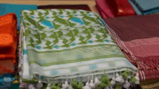 Best Deals On Sarees From Myntra