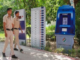 Lok Sabha Elections: 11 Candidates Older Than 80 Years, Says Report Lok Sabha Elections: 11 Candidates Older Than 80 Years, Says Report
