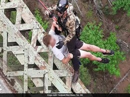 US Man, 19, Survives 400-Foot Fall From Steel Bridge US Man, 19, Survives 400-Foot Fall From Steel Bridge