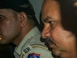 अरविंद केजरीवाल की 'परछाई' कैसे बने बिभव कुमार? स्वाति मालीवाल मामला पहला नहीं, और भी हैं विवाद अरविंद केजरीवाल की 'परछाई' कैसे बने बिभव कुमार? स्वाति मालीवाल मामला पहला नहीं, और भी हैं विवाद