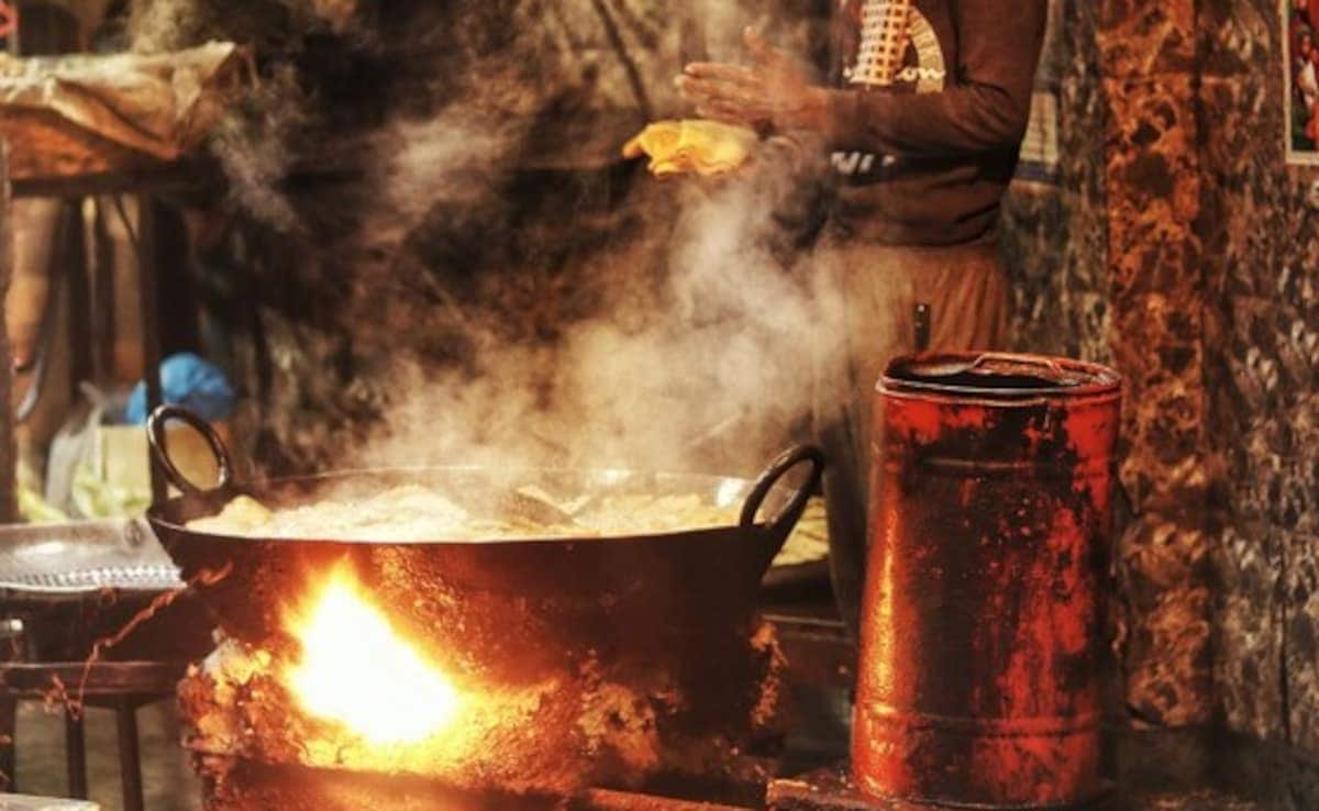 Speeding Car Runs Over 2 Men Having Breakfast At Udaipur Food Cart