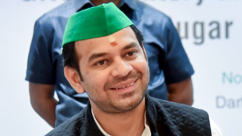 Expelled From RJD, Tej Pratap To Contest Bihar Elections Independently Expelled From RJD, Tej Pratap To Contest Bihar Elections Independently