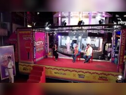 NDTV इलेक्शन कार्निवल: हमीरपुर में बीजेपी का बरकरार रहेगा 'किला' या कांग्रेस मारेगी बाजी? NDTV इलेक्शन कार्निवल: हमीरपुर में बीजेपी का बरकरार रहेगा 'किला' या कांग्रेस मारेगी बाजी?