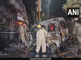Fire Breaks Out At Children's Hospital In Delhi, 11 Newborns Rescued Fire Breaks Out At Children's Hospital In Delhi, 11 Newborns Rescued
