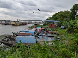 चक्रवात 'रेमल : बांग्लादेश में आठ लाख से अधिक लोगों को सुरक्षित स्थानों पर पहुंचाया गया