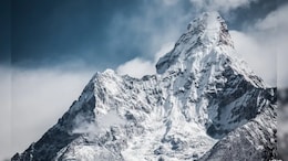 Kenyan Climber, His Nepali Guide Die On Mount Everest