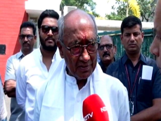 "PM Doesn't Want To Talk About National Issues": Digvijaya Singh
