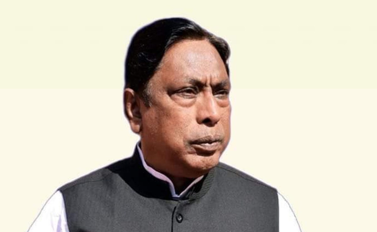 कौन हैं आलमगीर आलम... जिनके पीए के घरेलू सहायक के घर से मिले 25 करोड़ कैश