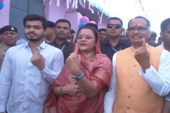 Lok Sabha Election Phase 3: Shivraj Singh Chouhan, Family Cast Votes In Vidisha Lok Sabha Election Phase 3: Shivraj Singh Chouhan, Family Cast Votes In Vidisha