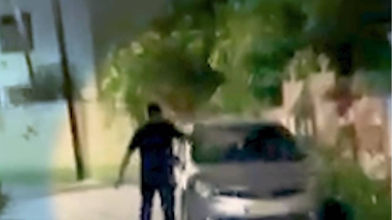 जबलपुर में पुलिस की गुंडागर्दी का वीडियो वायरल, नशे में तोड़ दिए 8 कार के शीशे