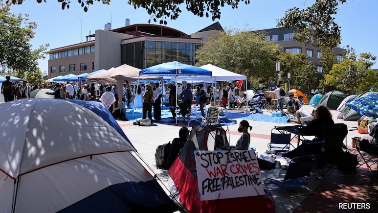 Trump Seeks $1 Billion From University Of California-Los Angeles
