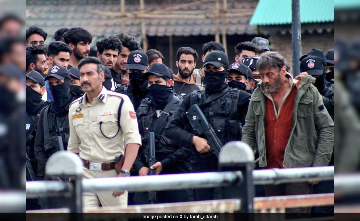 <i>Singham Again</i>: Ajay Devgn And Jackie Shroff In Viral Pics From Shoot