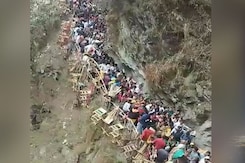 Massive Rush In Yamunotri As Devotees Wait For Hours On Hillside Path Massive Rush In Yamunotri As Devotees Wait For Hours On Hillside Path