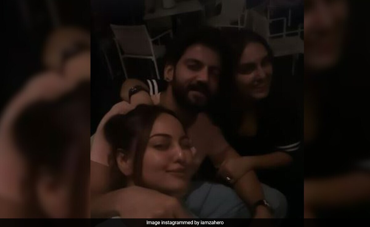 Huma Qureshi's "Long Overdue Goss Session" With Rumoured Couple Sonakshi Sinha And Zaheer Iqbal