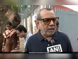 Video : 'त्यांना शिक्षा करा', मतदान न करणाऱ्यांना काय म्हणाले परेश रावल? Video : 'त्यांना शिक्षा करा', मतदान न करणाऱ्यांना काय म्हणाले परेश रावल?