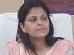 Rajasthan: SDM के नाम से खुद के साइन कर पूर्व BDO ने कर दिया 90 लाख का भुगतान, 3 कर्मचारी निलंबित Rajasthan: SDM के नाम से खुद के साइन कर पूर्व BDO ने कर दिया 90 लाख का भुगतान, 3 कर्मचारी निलंबित