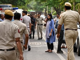 सोमवार से शनिवार : बिभव गिरफ्तार... स्वाति मालीवाल केस में किस दिन क्या-क्या हुआ, पूरी कहानी समझिए