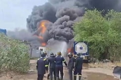 6 Killed, 25 Injured In Explosion, Fire At Chemical Factory In Thane 6 Killed, 25 Injured In Explosion, Fire At Chemical Factory In Thane