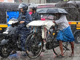 Heavy Rain Hits Kerala, Orange Alert Issued For 3 Districts: Weather Office Heavy Rain Hits Kerala, Orange Alert Issued For 3 Districts: Weather Office