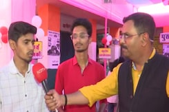 What First-Time Voters In Bihar Think About Social Media Perception What First-Time Voters In Bihar Think About Social Media Perception