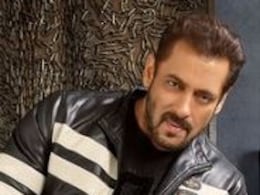 ऋतिक रोशन के साथ सलमान खान की पुरानी तस्वीर हुई वायरल, गंजे भाईजान को देख लोग बोले- बांद्रा का विन डीजल