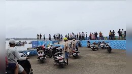 बोट दुर्घटनेमुळे आता कोकण हादरलं; 7 खलाशांना घेऊन जाणारी बोट बुडाली