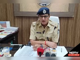 एनडीटीवी की खबर का असर: पुलिस अधिकारी को किया गया निलंबित, नशे में धुत होकर देर रात की थी ये हरकत 