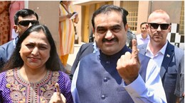 Lok Sabha Election 2024: अदाणी ग्रुप के चेयरमैन गौतम अदाणी ने परिवार संग अहमदाबाद में किया मतदान, बोले- 'भारत आगे बढ़ रहा है और आगे भी बढ़ता रहेगा'