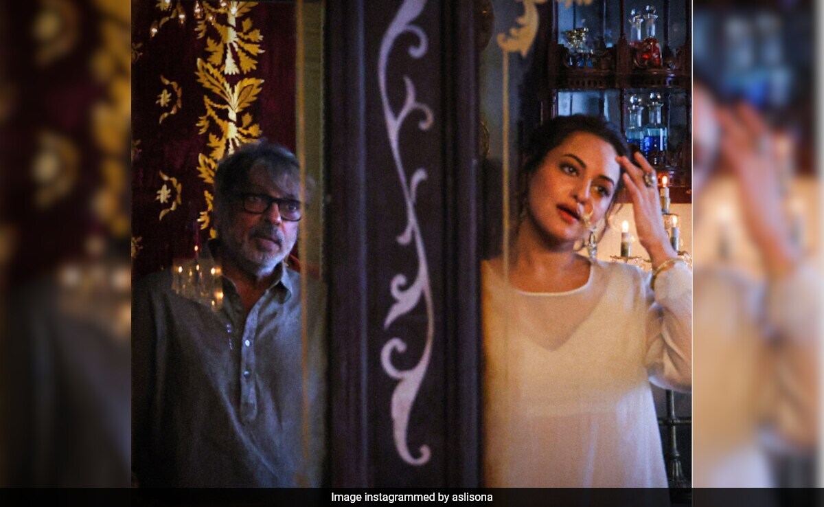 On <i>Heeramandi</i> Sets, Sonakshi Sinha Got The "Best Compliment" From Sanjay Leela Bhansali