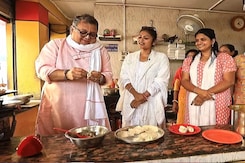 NDTV Poll Curry | Momo Making With Saayoni And Kunal NDTV Poll Curry | Momo Making With Saayoni And Kunal